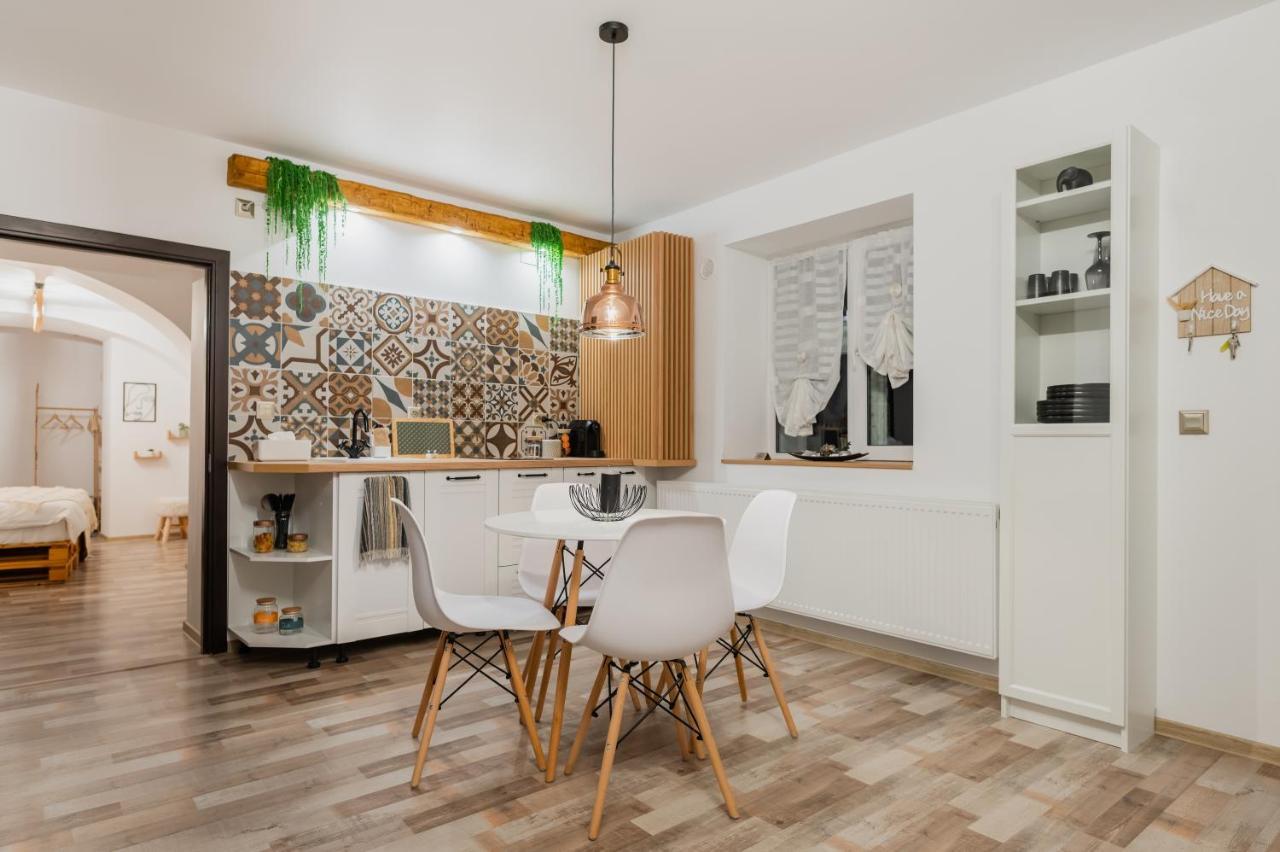 Cozee Studio - In Inima Brasovului Exteriér fotografie